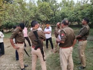 कौशाम्बी01नवम्बर23*चुल्ले में रस्सी का फंदा डालकर लटक गई विवाहिता*