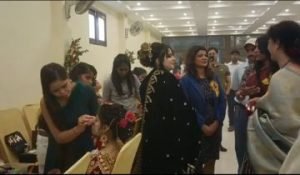 मिर्जापुर05नवम्बर23*मेक अप और मेंहदी प्रतियोगिता में बढ़ चढ़ कर लिया युवतियों ने भाग