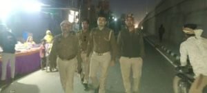 कौशाम्बी11नवम्बर23*कल्याणपुर बाजार में सतर्कता गस्त करती नजर आई पुलिस*