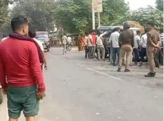 कौशाम्बी13नवम्बर23*बोलेरो की टक्कर से बाइक सवार साले की मौत,जीजा गंभीर घायल,* कौशाम्बी13नवम्बर23*बोलेरो की टक्कर से बाइक सवार साले की मौत,जीजा गंभीर घायल,*