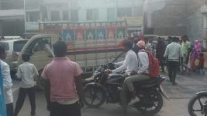 कौशाम्बी22नवम्बर23*छोटा हाथी में पीछे से इनोवा कार ने मारी टक्कर*