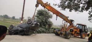 अयोध्या28नवम्बर23*परिक्रमा मार्ग पर सड़क दुर्घटनाग्रस्त,