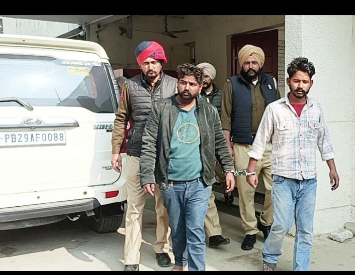 पंजाब 25 दिसंबर 2023* पुलिस पर हमला करने वाले दो आरोपियों को रिमांड के बाद जेल भेजा पंजाब 25 दिसंबर 2023* पुलिस पर हमला करने वाले दो आरोपियों को रिमांड के बाद जेल भेजा