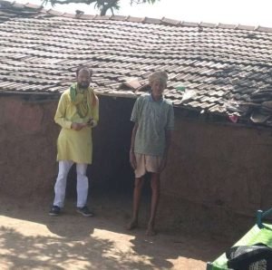 रतलाम म0प्र007दिसम्बर23*लोकतंत्र की सुखद तस्वीर यह भी , माँ मजदूरी पर गई थी , बेटा बन गया विधायक*