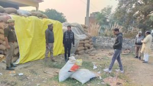 कौशाम्बी24दिसम्बर23*हाइवे से 90 बोरी धान उठा ले गए चोर ,सीसीटीवी फुटेज से पुलिस जांच में जुटी*