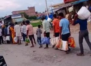 सिद्धार्थनगर01दिसम्बर23*रात में चीनी पहुंच रही बाॅर्डर पार, तस्कर कमा रहे दो गुना मुनाफा।