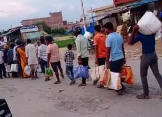 सिद्धार्थनगर01दिसम्बर23*रात में चीनी पहुंच रही बाॅर्डर पार, तस्कर कमा रहे दो गुना मुनाफा।