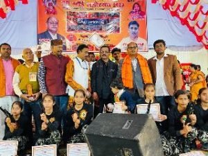 कौशाम्बी06दिसम्बर23*साई महोत्सव में प्रतिभावान छात्रों का हुआ सम्मान*