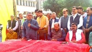 कौशाम्बी08दिसम्बर23*कुंडा में आयोजित नेत्र शिविर में कौशांबी के लोगों ने भी कराई जांच*