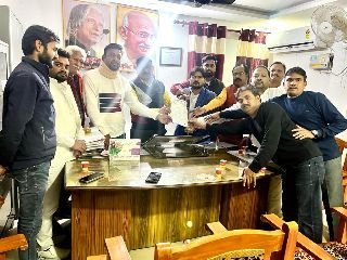 अयोध्या09दिसम्बर23*अध्यक्ष द्वारा बुलाई गयी आपातकाल बोर्ड मीटिंग मे बिना कोरम पूरा हुए प्रस्ताव पास करने का सभासदों ने लगाया आरोप अयोध्या09दिसम्बर23*अध्यक्ष द्वारा बुलाई गयी आपातकाल बोर्ड मीटिंग मे बिना कोरम पूरा हुए प्रस्ताव पास करने का सभासदों ने लगाया आरोप