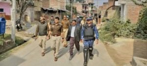 कौशाम्बी10दिसम्बर23*आरएएफ और पुलिस ने सैनी कोतवाली क्षेत्र के कई गांव में किया पैदल मार्च*