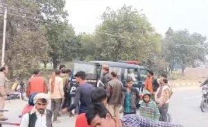 कौशाम्बी22दिसम्बर23*अज्ञात तेज रफ्तार ट्रक ने दो पहिया सवार को मारी टक्कर एक की हालत गंभीर*