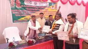 अयोध्या24दिसम्बर23*किसान की एक आँख खेत के मेड पर और दूसरी देश की राजनीति पर... रामचंद्र यादव