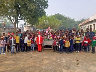 कौशाम्बी25दिसम्बर23*बड़ी धूमधाम से मनाया गया क्रिसमस डे का पर्व*