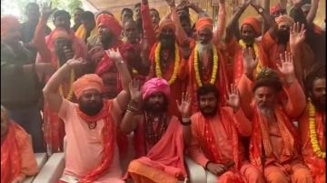 वाराणसी25दिसम्बर23*बाबा काशी विश्वनाथ माता शक्ति माता काली के साथ 6 माह काशी में निवास करते है-शिव महापुराण