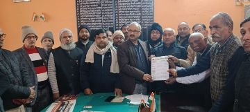 अयोध्या28दिसम्बर23*पूर्व अध्यक्ष से अभद्रता मामले में अधिवक्ताओ ने बार काउंसिल के सदस्य/पूर्व अध्यक्ष को सौंपा ज्ञापन