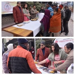 कानपुर 22 जनवरी*मर्चेंट्स चैम्बर ऑफ़ उत्तर प्रदेश द्वारा (अयोध्या में) प्रभु श्री राम लला की प्राण प्रतिष्ठा पर चैम्बर द्वारा प्रसाद- भोजन व गजक वितरण किया गया।