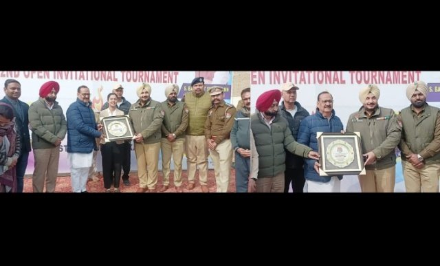 पंजाब 31 जनवरी 2024* हल्का प्रभारी अरूण नारंग व खिलाड़ी सिमरनजीत कौर को सम्मानित किया