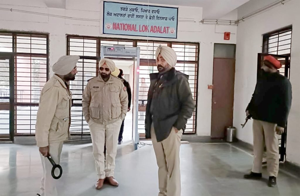 पंजाब02जनवरी24*डीएसपी अवतार सिंह ने किया अदालतों का निरीक्षण