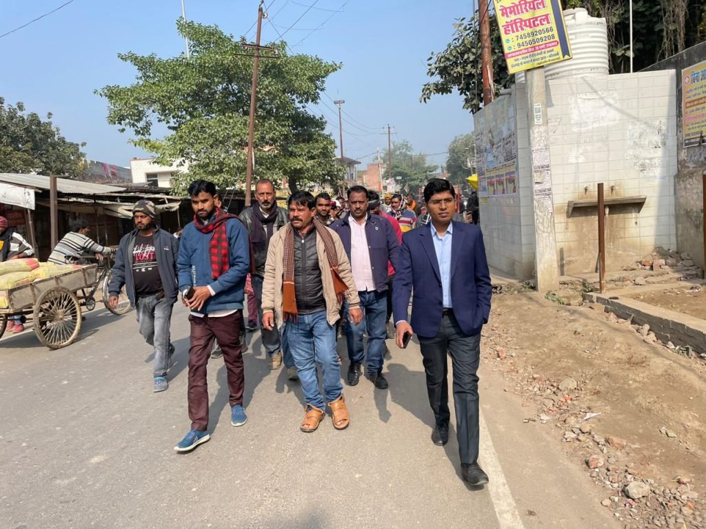 कौशाम्बी13जनवरी24*साप्ताहिक बंदी को सफल बनाने हेतु नगर पंचायत द्वारा चलाया गया अभियान*