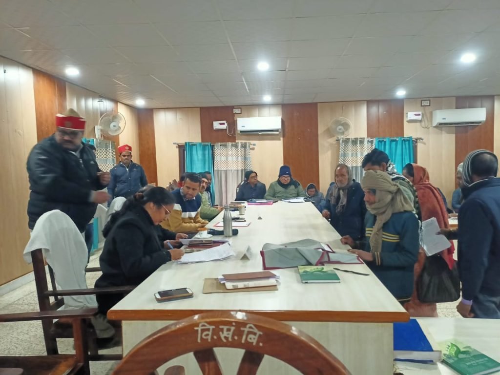 कानपुर20जनवरी24*जिले के अधिकारियों के आदेश की उड़ाई धज्जिया उप जिलाधिकारी बिल्हौर की मनमानी से किसान परेशान।