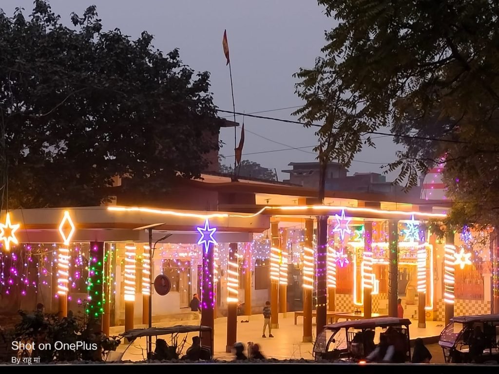 कानपुर नगर21जनवरी24*राहू माता मंदिर में हुई भव्य सजावट*