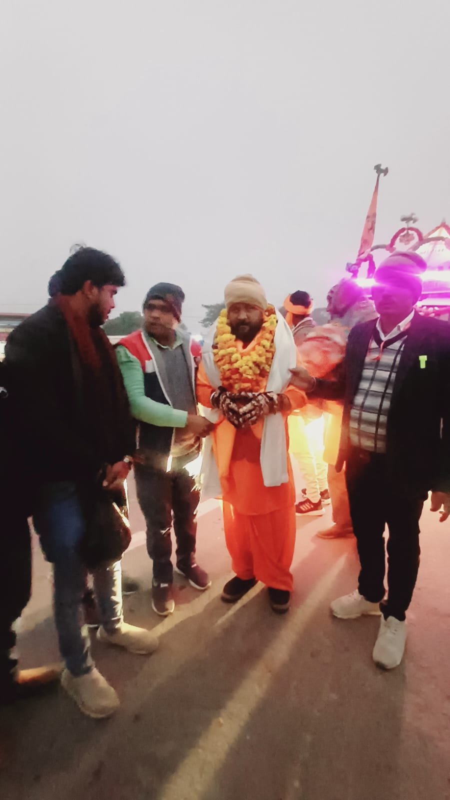 अयोध्या21जनवरी24*चोटी वाले बाबा का विश्वकर्मा ब्रिगेड अयोध्या ने किया भव्य स्वागत