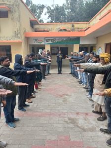 अयोध्या24जनवरी24*संविधान में प्रत्येक वयस्क नागरिकों को मतदान का मौलिक अधिकार मिला