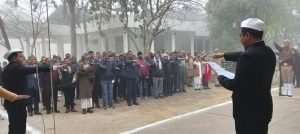 कौशाम्बी26जनवरी24*जिलाधिकारी ने 75वें गणतन्त्र दिवस पर कलेक्ट्रेट प्रांगण में किया झण्डारोहण*