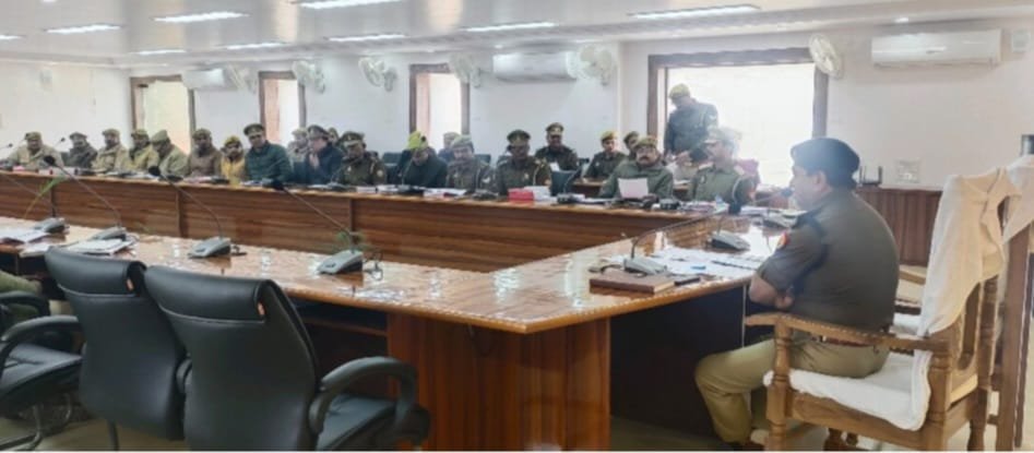 कौशाम्बी28जनवरी24*लोकसभा चुनाव को लेकर एएसपी ने थाना स्तर पर नामित चुनाव नोडल अधिकारी एवम मुंशी के साथ की बैठक,*