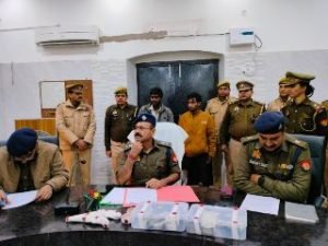 हरदोई11जनवरी24*हरदोई पुलिस ने 2 चोरों के साथ आभूषण, मोटरसाइकिल एवं 4 लाख रुपया किया बरामद*