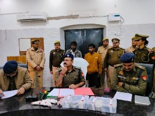 हरदोई11जनवरी24*हरदोई पुलिस ने 2 चोरों के साथ आभूषण, मोटरसाइकिल एवं 4 लाख रुपया किया बरामद*