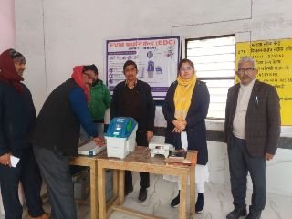 अयोध्या11जनवरी24*तहसील रुदौली में ईवीएम का हुआ प्रदर्शन,आमजन ने वोट डाल कर किया पुष्टि