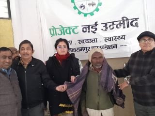 अयोध्या18जनवरी24*एस डी एम ने चीनी मिल में बांटा कंबल अयोध्या18जनवरी24*एस डी एम ने चीनी मिल में बांटा कंबल