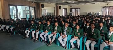 कौशाम्बी29जनवरी24*कौशांबी प्रेसीडेंसी स्कूल एंड कॉलेज भरवारी में परीक्षा पर चर्चा पर आयोजित हुआ कार्यक्रम.*