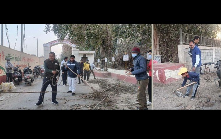 पंजाब 24 फरवरी 2024* अपना अबोहर अपनी आभा टीम ने पुरानी फाजिल्का रोड शिव पुरी के बाहर चलाया गया 129वां सफाई अभियान पंजाब 24 फरवरी 2024* अपना अबोहर अपनी आभा टीम ने पुरानी फाजिल्का रोड शिव पुरी के बाहर चलाया गया 129वां सफाई अभियान