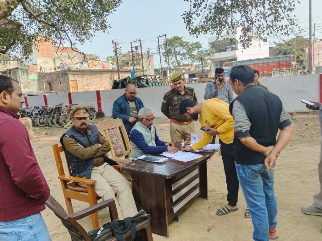 अयोध्या01फरवरी24*रुदौली कोतवाली में हुई लावारिस वाहनों की नीलामी