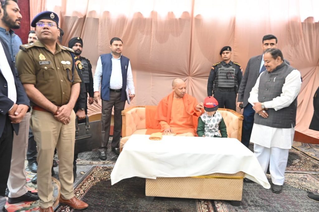 कुशीनगर04फरव524*माननीय मुख्यमंत्री उ0प्र0 योगी आदित्यनाथ जी का जनपद आगमन/भ्रमण कार्यक्रम सकुशल सम्पन्न—* कुशीनगर04फरव524*माननीय मुख्यमंत्री उ0प्र0 योगी आदित्यनाथ जी का जनपद आगमन/भ्रमण कार्यक्रम सकुशल सम्पन्न—*