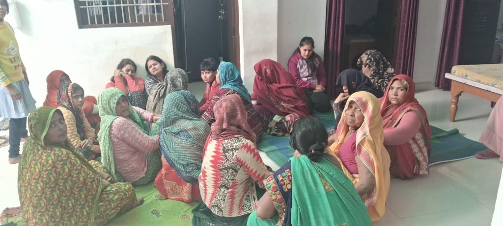 शिकोहाबाद12फरवरी24*खाना पकाते समय महिला झुलसी