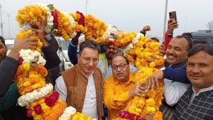 सुल्तानपुर14फरवरी24*जिला पहुंचने पर लोक निर्माण विभाग मंत्री जितिन प्रसाद का हुआ भव्य स्वागत।