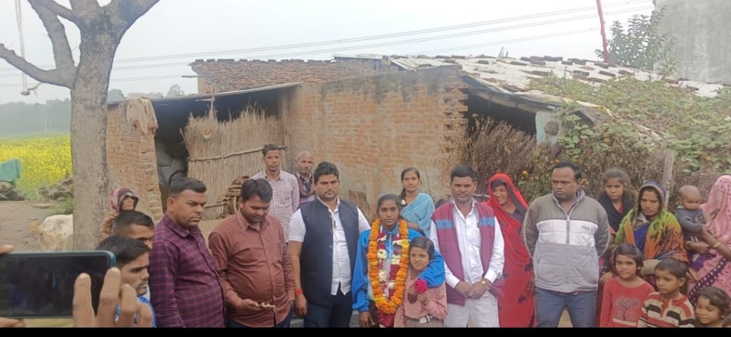 कौशाम्बी16फरवरी24*राज्य स्तरीय प्रतियोगिता में तमन्ना पासी ने जीता गोल्ड मेडल* कौशाम्बी16फरवरी24*राज्य स्तरीय प्रतियोगिता में तमन्ना पासी ने जीता गोल्ड मेडल*
