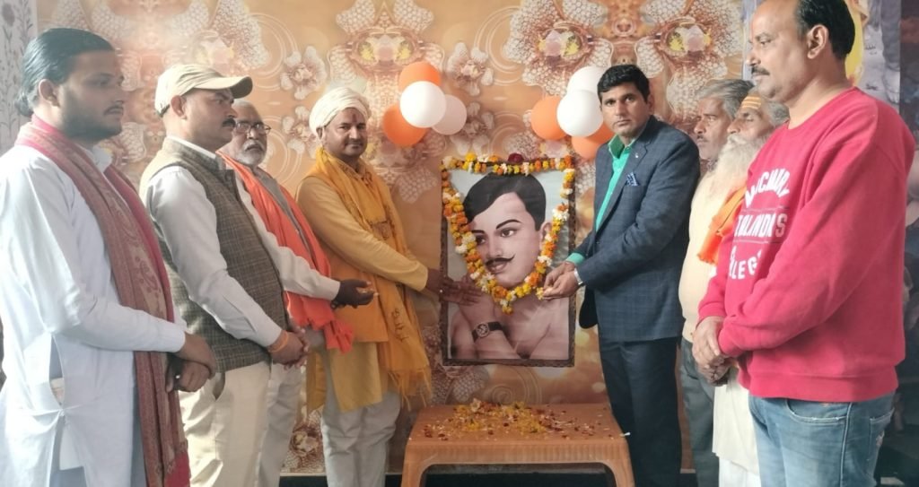 मथुरा27फरवरी24*अमर शहीद क्रांतिकारी चंद्रशेखर आजाद के बलिदान दिवस पर भावविनी श्रद्धांजलि मथुरा27फरवरी24*अमर शहीद क्रांतिकारी चंद्रशेखर आजाद के बलिदान दिवस पर भावविनी श्रद्धांजलि