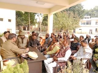 कौशाम्बी01फरवरी24*ज्ञानवापी के व्यास तहखाने में हिंदू पक्ष को पूजा करने का अधिकार के बाद कोखराज थाना में पीस कमेटी की बैठक* कौशाम्बी01फरवरी24*ज्ञानवापी के व्यास तहखाने में हिंदू पक्ष को पूजा करने का अधिकार के बाद कोखराज थाना में पीस कमेटी की बैठक*