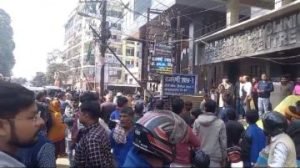 भागलपुर10फरवरी24*बरारी थाना क्षेत्र के कटहल बाड़ी के समीप नगर निगम प्रशासन का चला बुलडोजर*