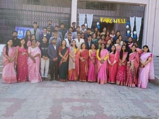 जयपुर10फरवरी24*स्नेह पब्लिक स्कूल मुहाना में कक्षा 12 के छात्रों का विदाई समारोह संपन्न हुआ।