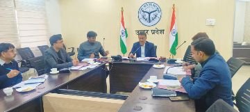 कानपुर14फरवरी24*नाम निर्वाचक नामावली में सम्मिलित करने एवं मतदाताओं को मतदान हेतु सुविधायें उपलब्ध कराने हेतु गठित मानीटरिंग कमेटी की बैठक की गई