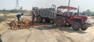 औरैया18फरवरी24*पाता फफूंद मार्ग एक महीने में ही हुआ क्षति ग्रस्त