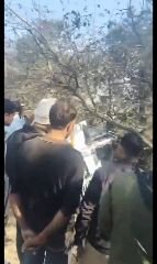 शाहजहांपुर23फरवरी24*शाहजहांपुर में श्रद्धालुओं से भरी बस पलटी,1 दर्जन श्रद्धालु घायल,