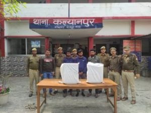 कानपुर नगर24फरवरी24*ई रिक्शा से चोरी की गयी 04 बैटरी को बरामद करते हुए 3 चोरों को किया गिरफ्तार