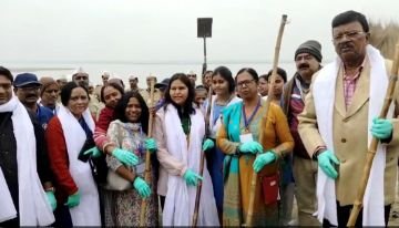 भागलपुर25फरवरी24*गंगा के किनारे की सफाई 'स्वच्छ जल, स्वच्छमन संपन्न हुई। भागलपुर25फरवरी24*गंगा के किनारे की सफाई 'स्वच्छ जल, स्वच्छमन संपन्न हुई।